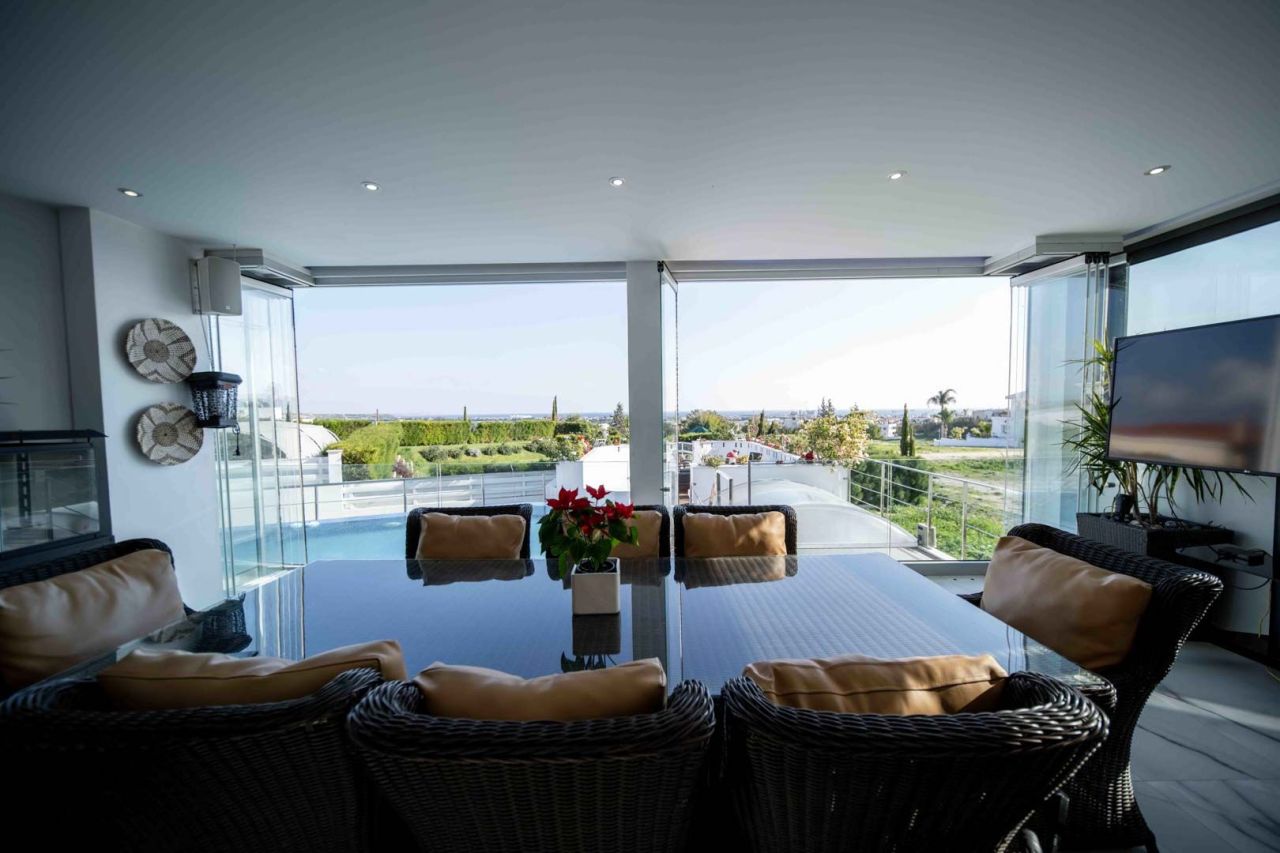 Haus in Larnaka, Zypern, 650 m² - Foto 2