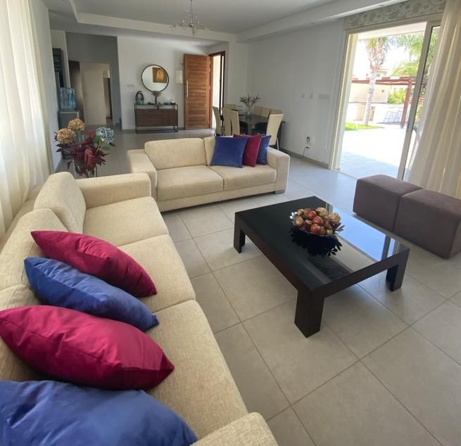 Haus in Larnaka, Zypern, 300 m² - Foto 3