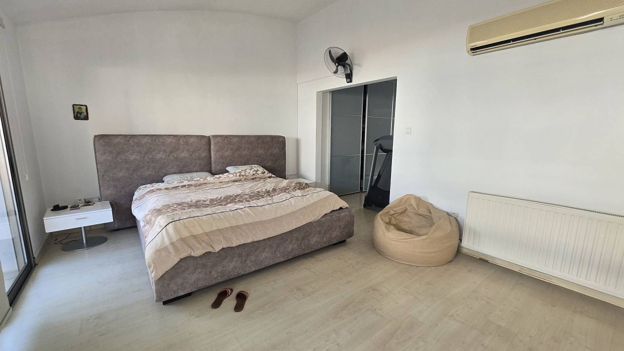 House in Larnaca, Cyprus, 360 m² - picture 4