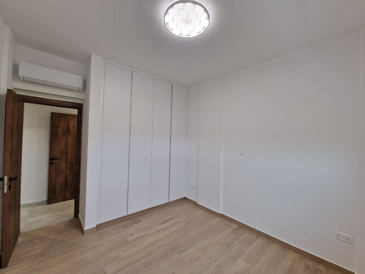 Appartamento a Mesa Geitonia, Cipro, 120 m² - foto 9