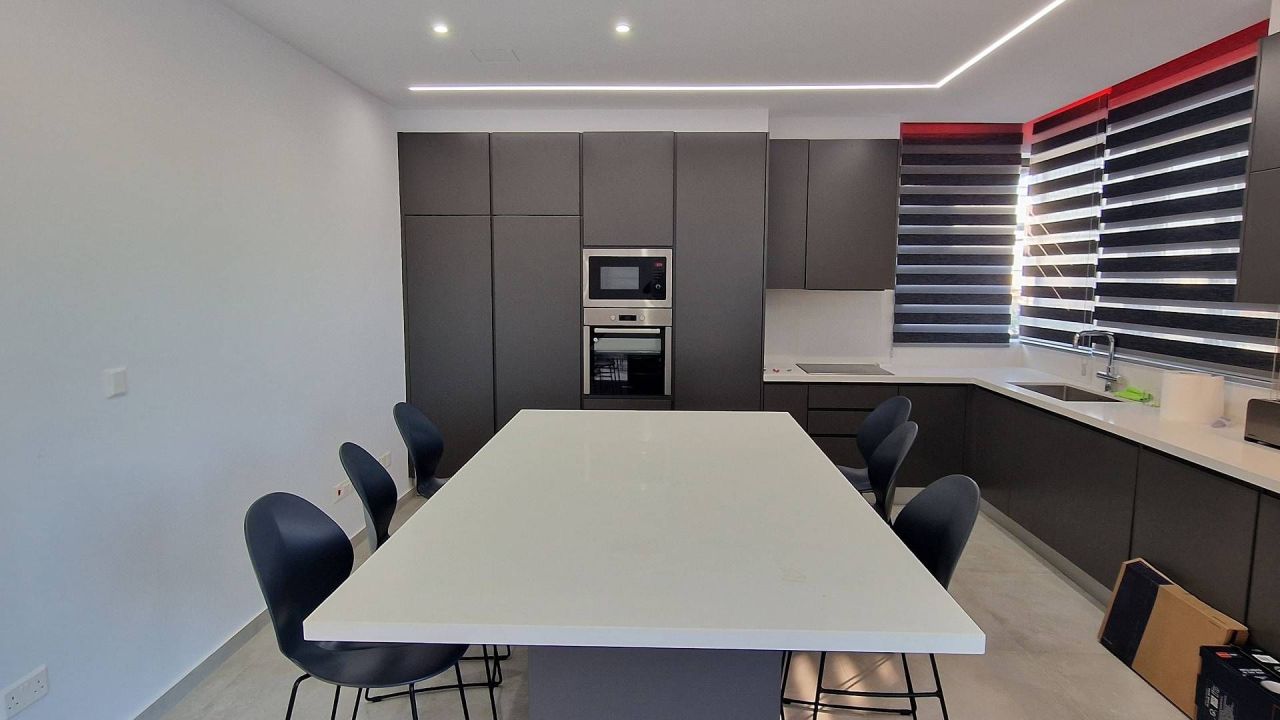 Casa en Lárnaca, Chipre, 250 m² - imagen 9