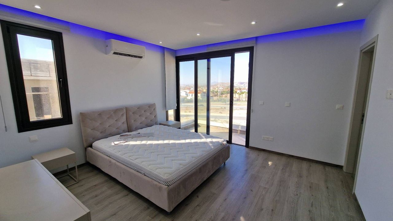 Casa en Lárnaca, Chipre, 250 m² - imagen 10