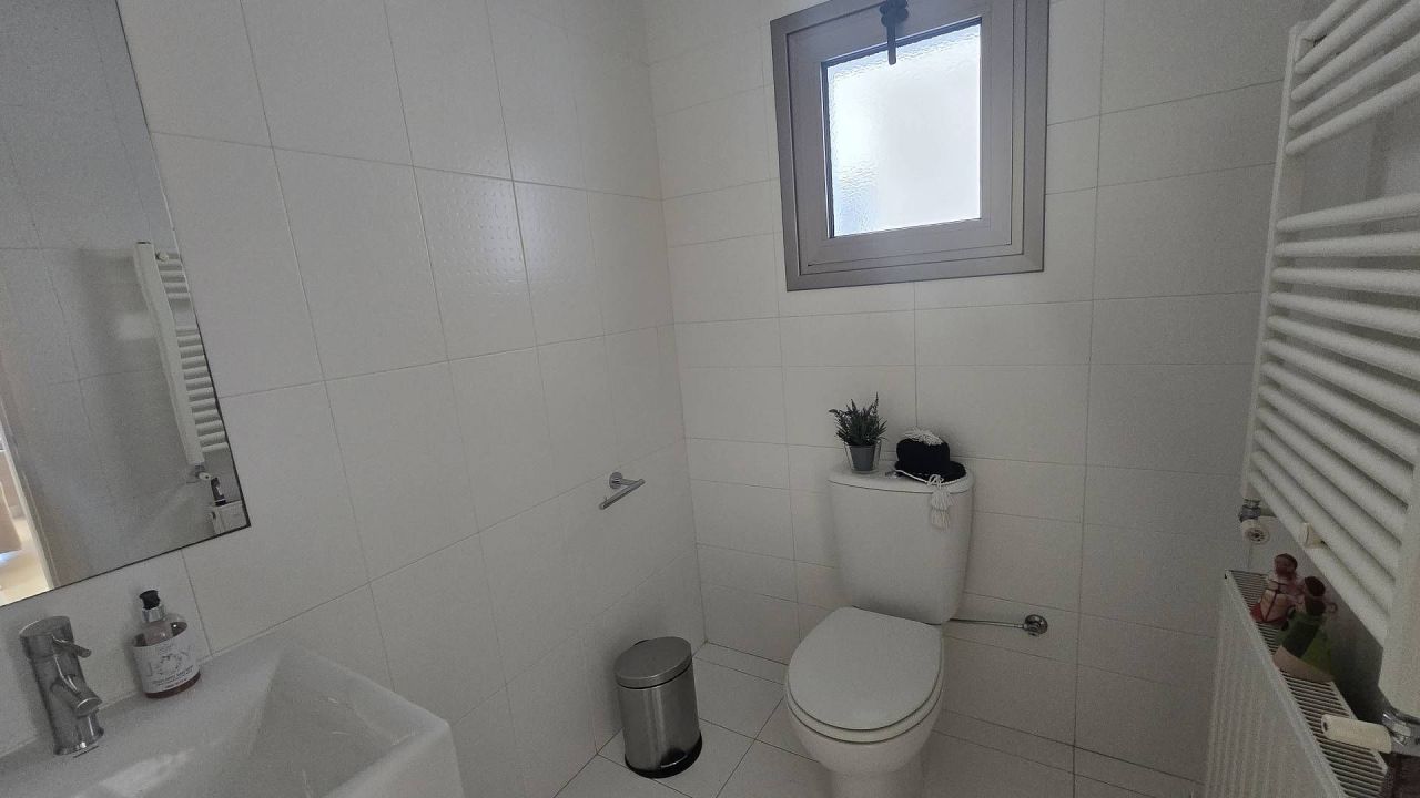 House in Larnaca, Cyprus, 360 m² - picture 13