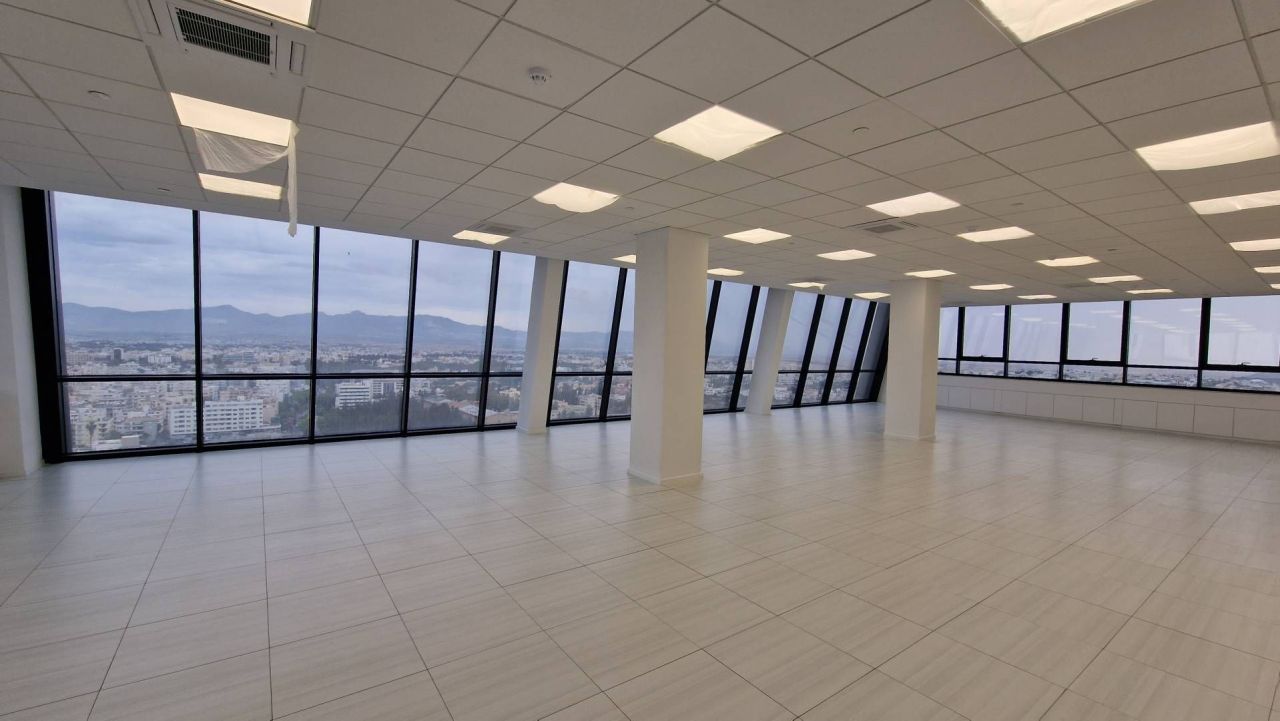 Proprietà commerciale a Nicosia, Cipro, 10 000 m² - foto 15