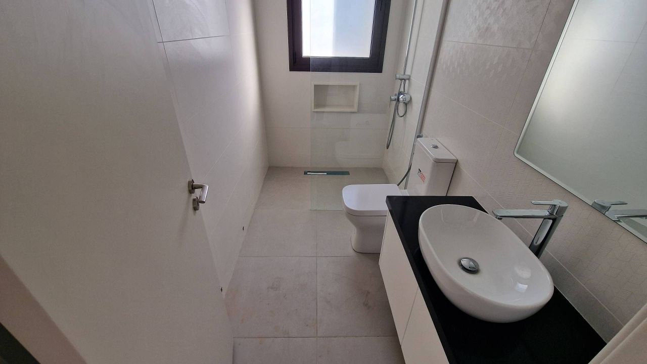 Casa en Lárnaca, Chipre, 250 m² - imagen 17