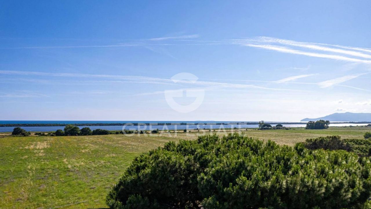 Casa en Capalbio, Italia, 114.5 m² - imagen 1