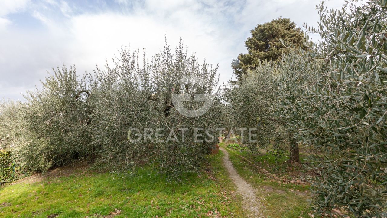 Casa en Chiusi, Italia, 168.5 m² - imagen 8