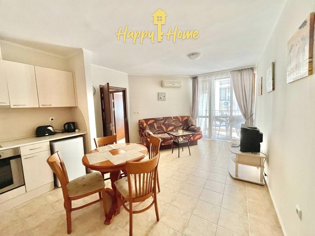 Appartamento a Nesebăr, Bulgaria, 78 m² - foto 1