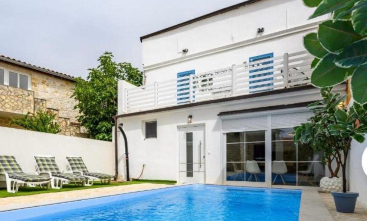 Casa en Poreč, Croacia, 150 m² - imagen 1