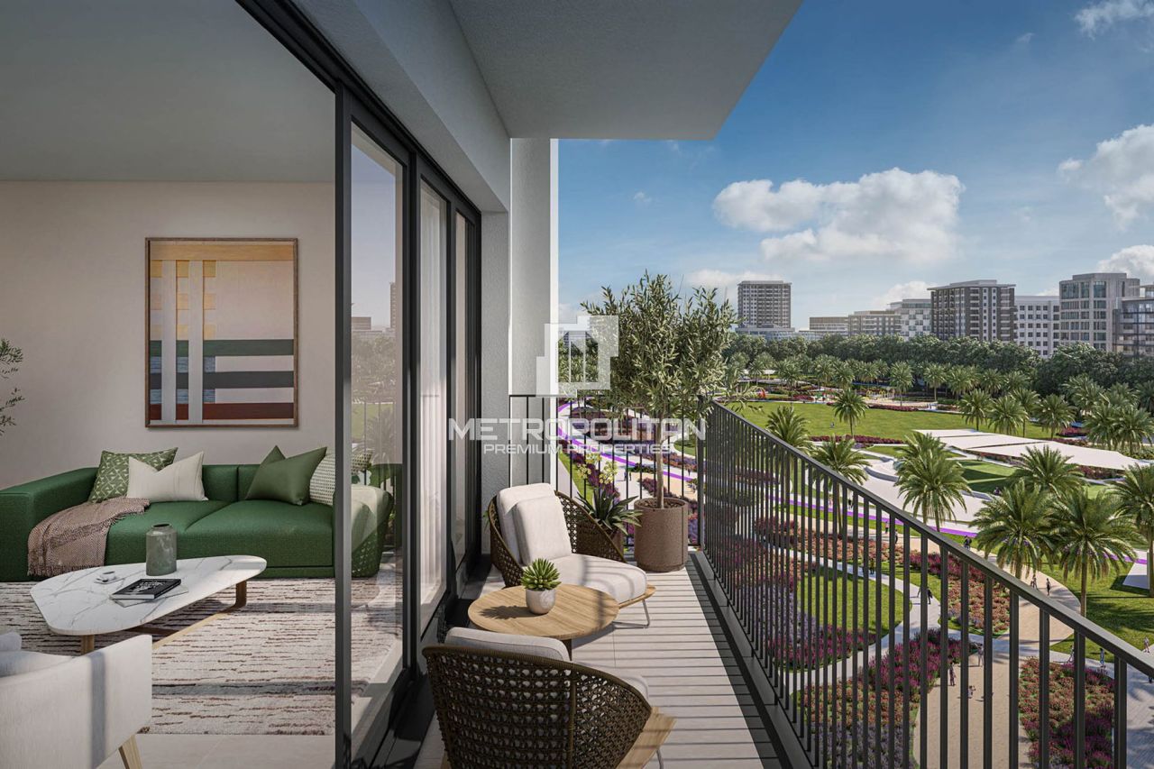 Apartment in Dubai, UAE, 93 m² - picture 1