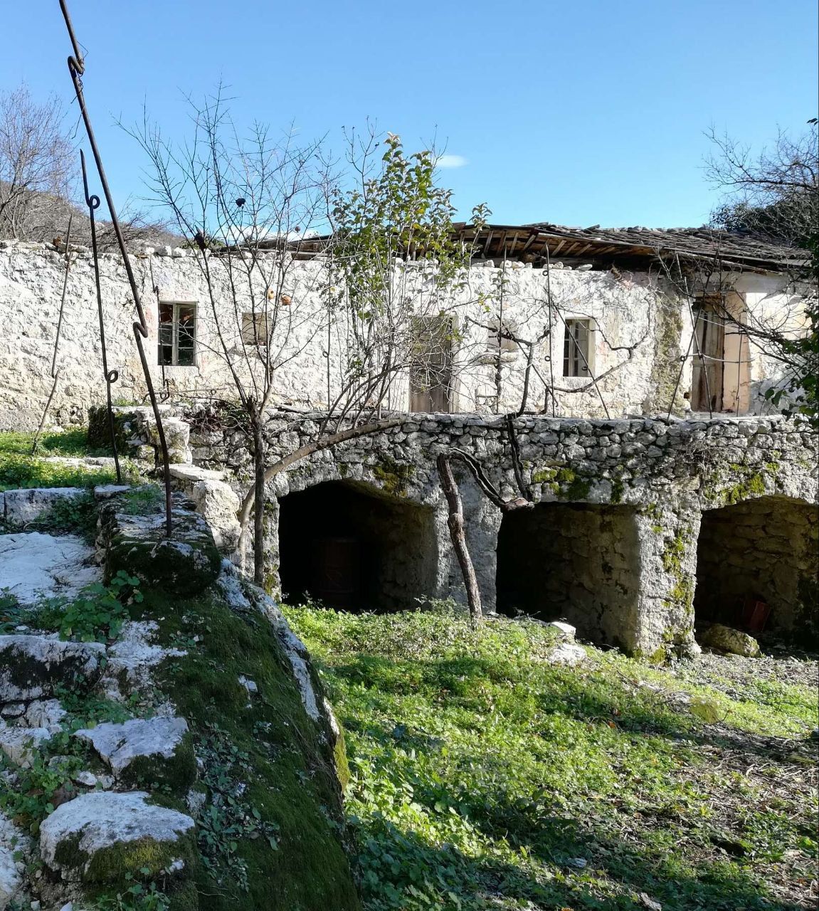 Maison en rénovation à Cetinje, Monténégro, 100 m² - image 1