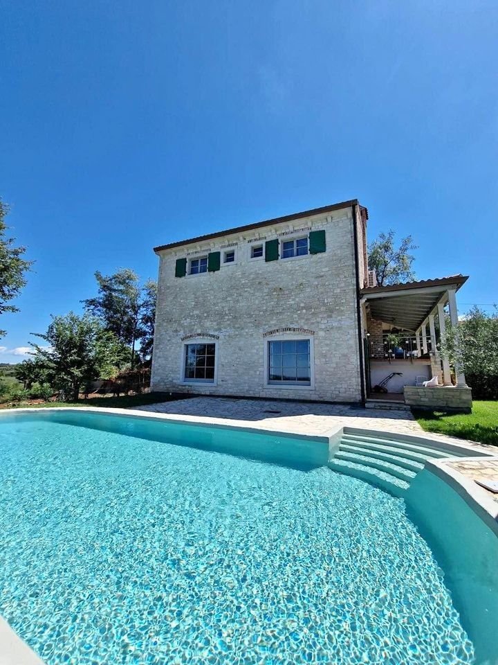 Haus in Poreč, Kroatien, 170 m² - Foto 1