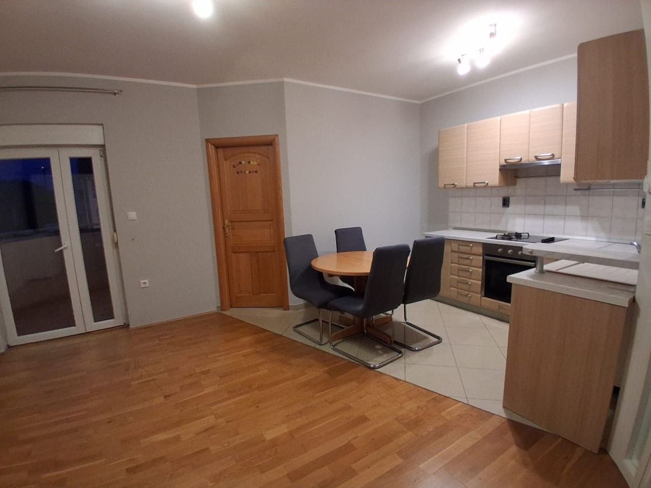 Piso en Pula, Croacia, 60 m² - imagen 1
