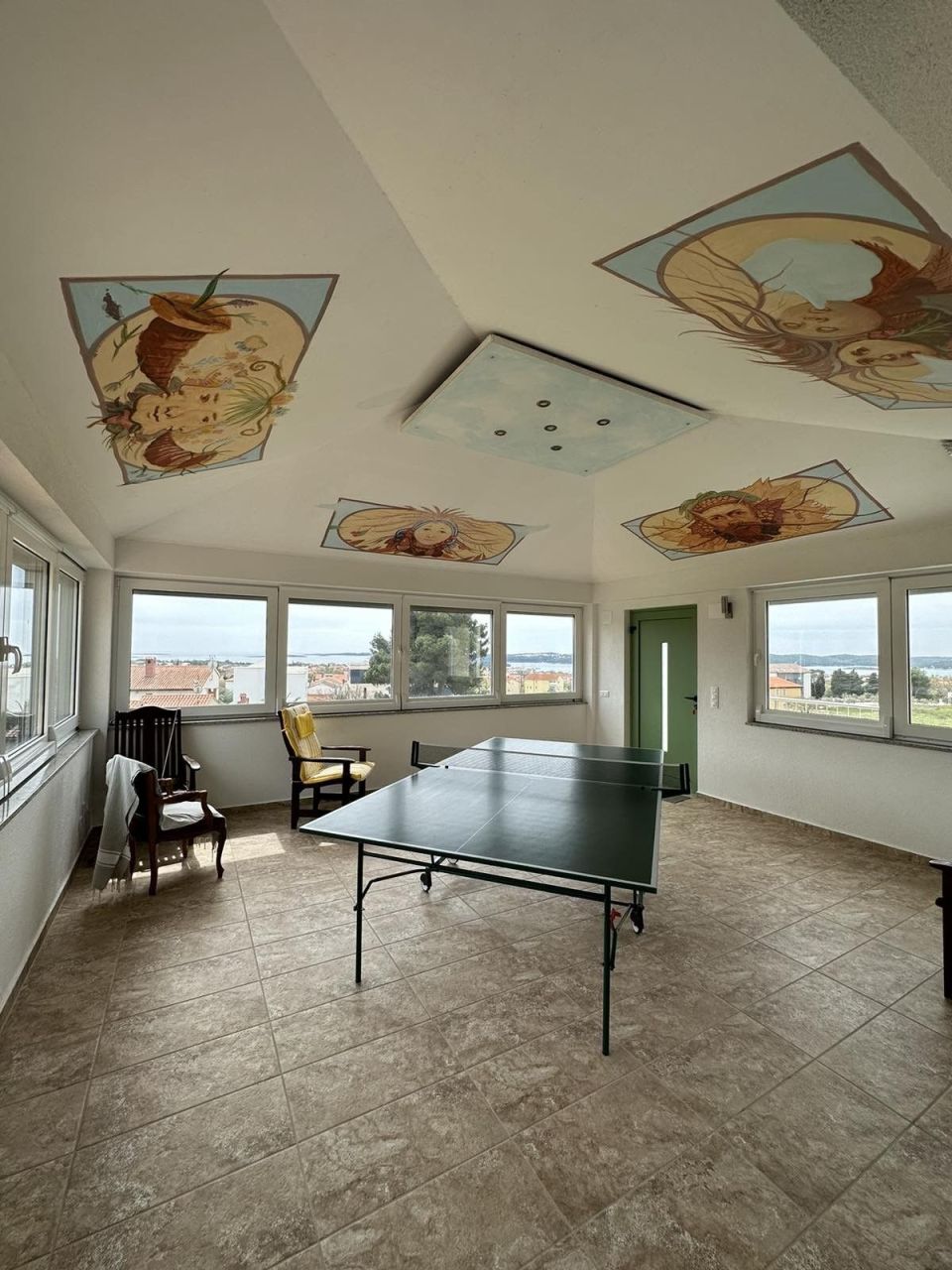 Maison à Méduline, Croatie, 251 m² - image 7