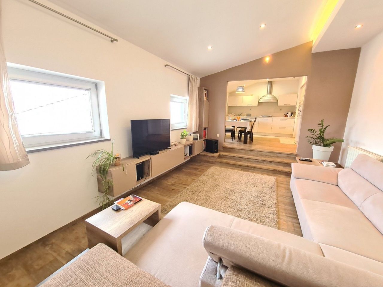 House in Pula, Croatia, 350 m² - picture 14