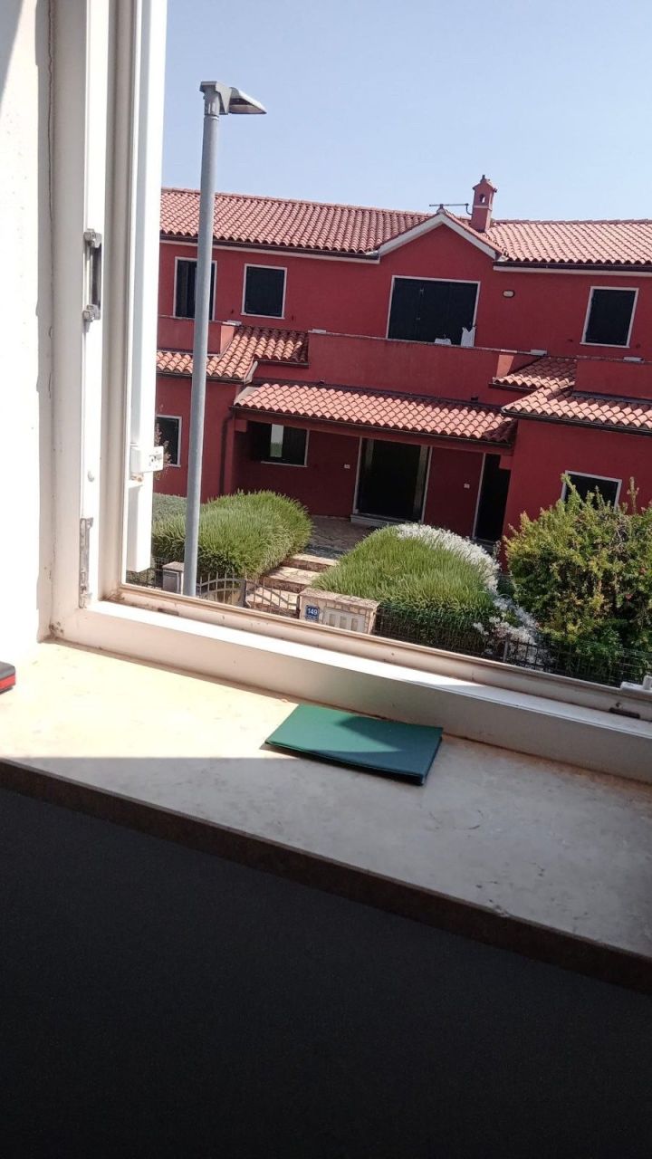 House Istria, Banjole, Croatia, 220 m² - picture 9