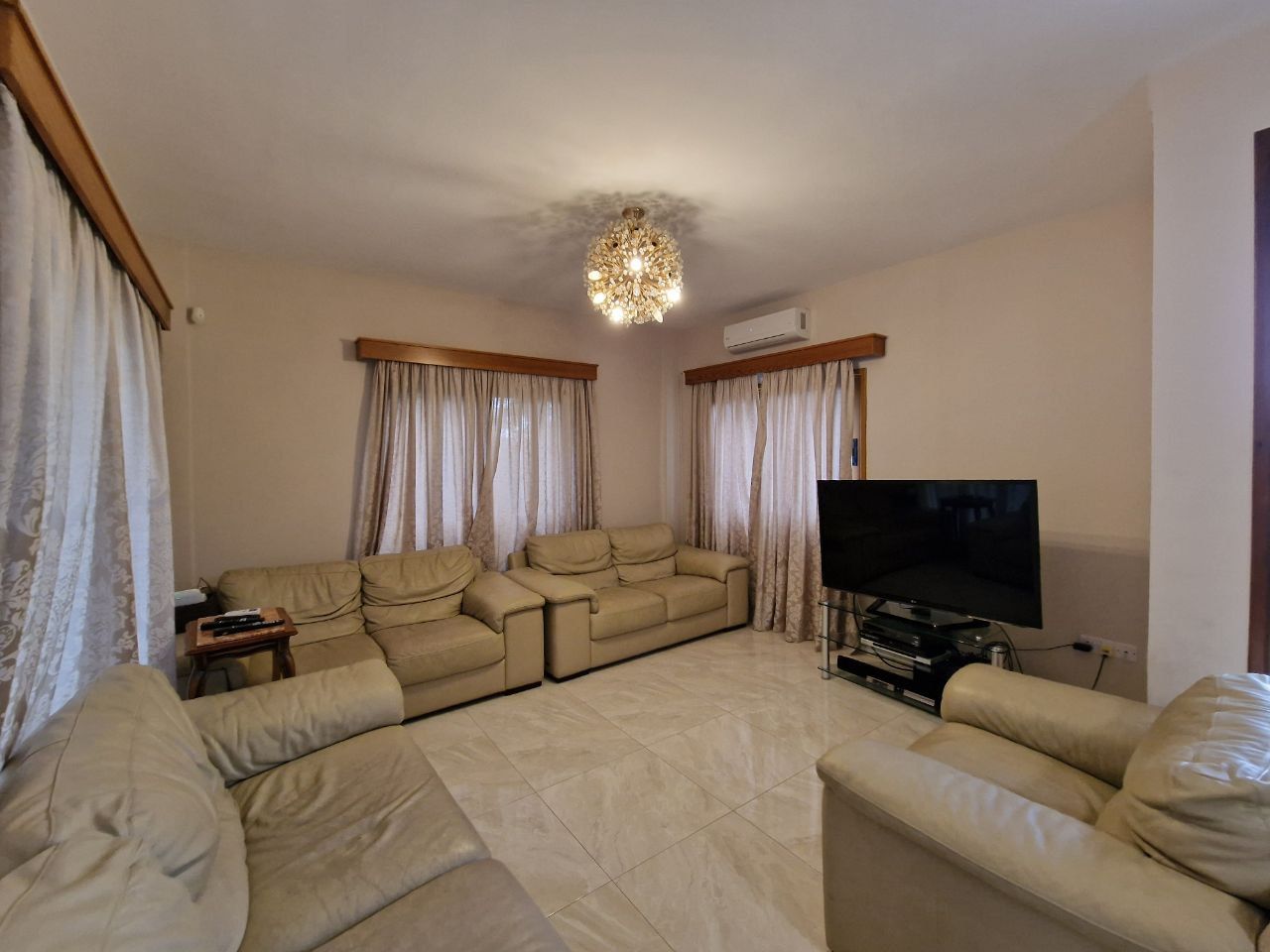 Casa a Larnaca, Cipro, 332 m² - foto 6