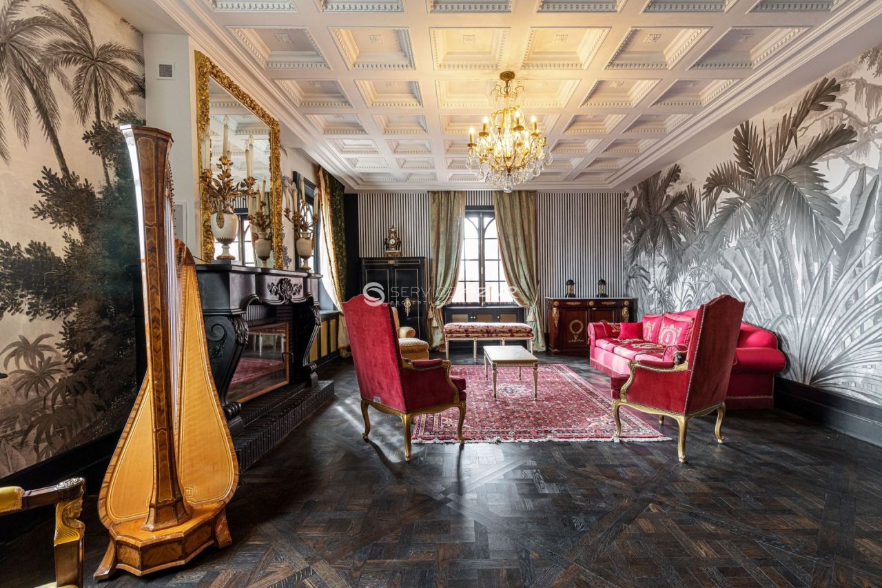 Villa à Nice, France, 120 000 m² - image 6