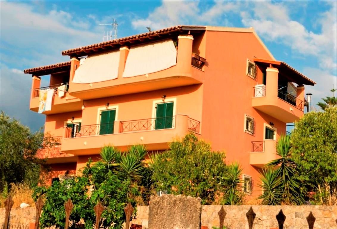 House in Corfu, Greece, 300 m² - picture 1