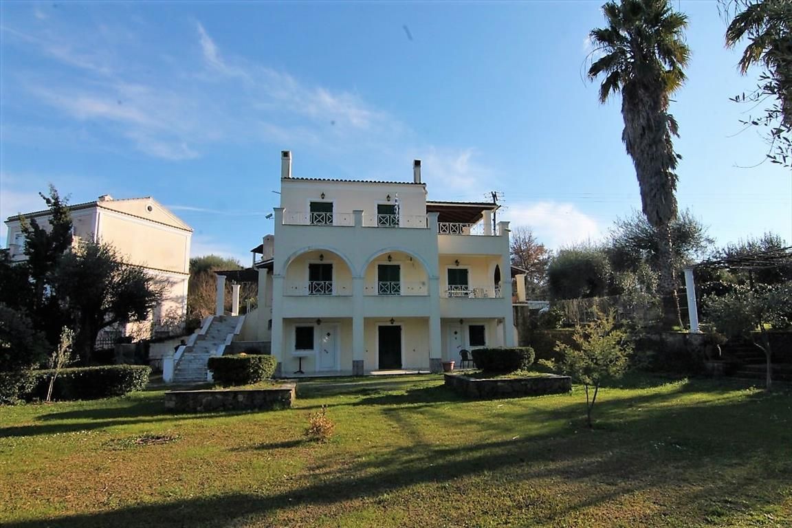 Maison à Corfou, Grèce, 340 m² - image 1