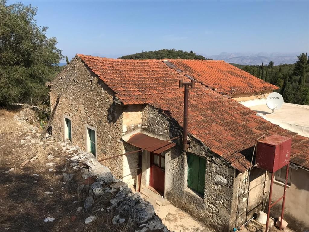 Terreno en Corfú, Grecia, 4 000 m² - imagen 1