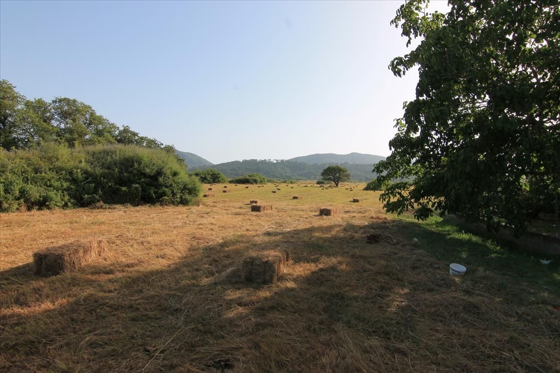 Grundstück in Korfu, Griechenland, 15 000 m² - Foto 1