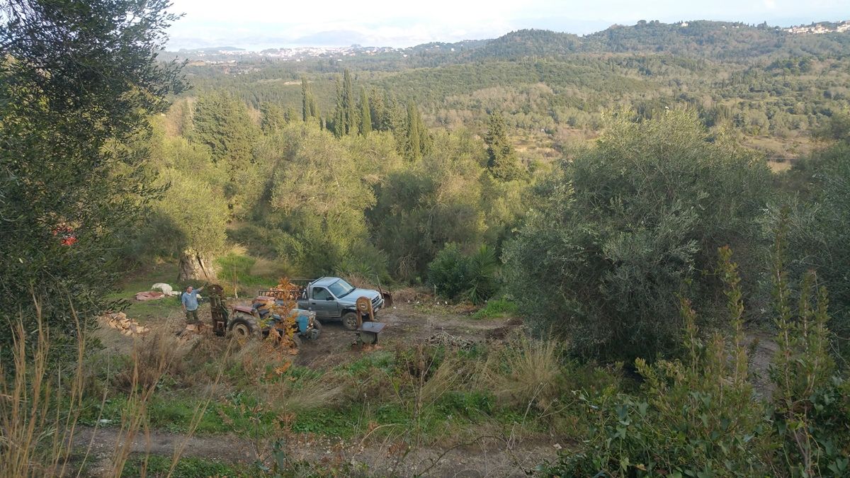 Terreno en Corfú, Grecia, 12 437 m² - imagen 1