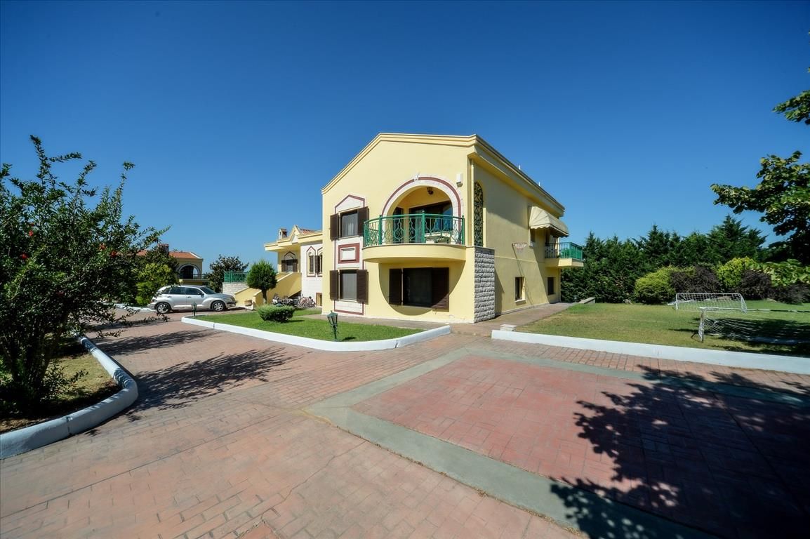 Villa en Salónica, Grecia, 1 168 m² - imagen 1
