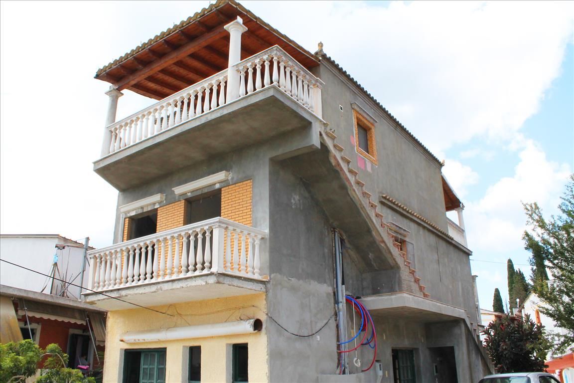 Haus in Korfu, Griechenland, 300 m² - Foto 1