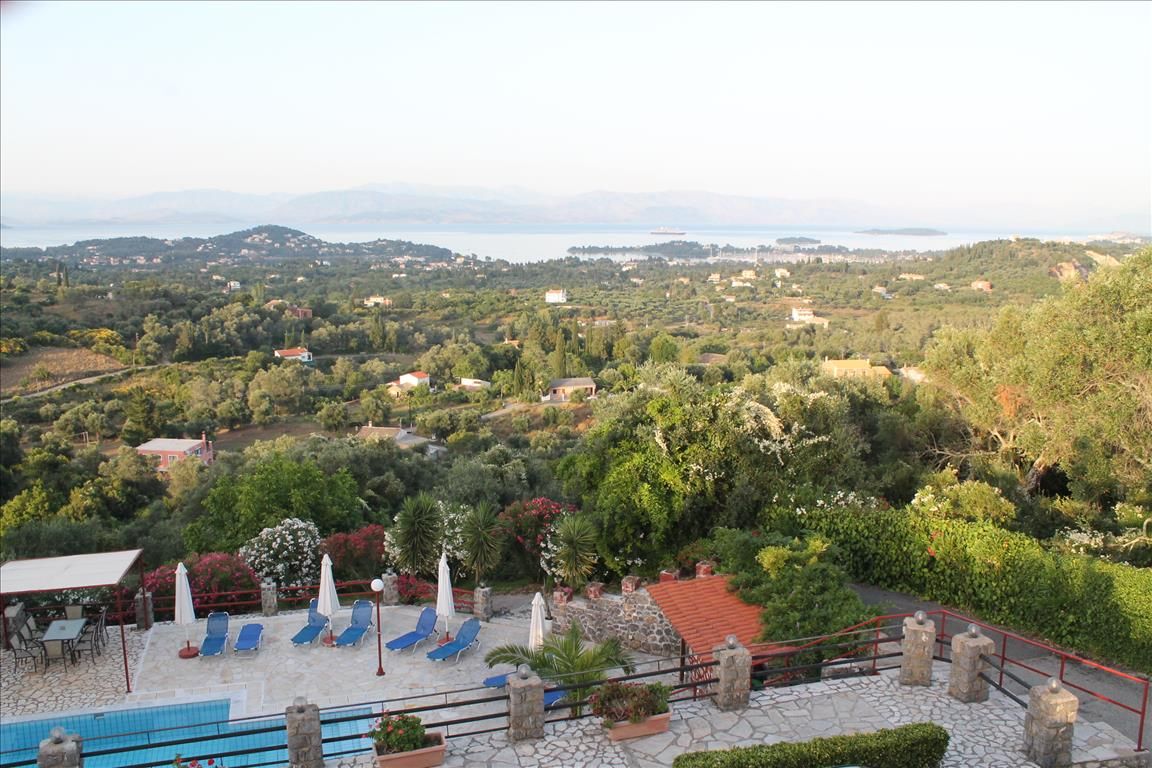 Villa a Corfù, Grecia, 360 m² - foto 1