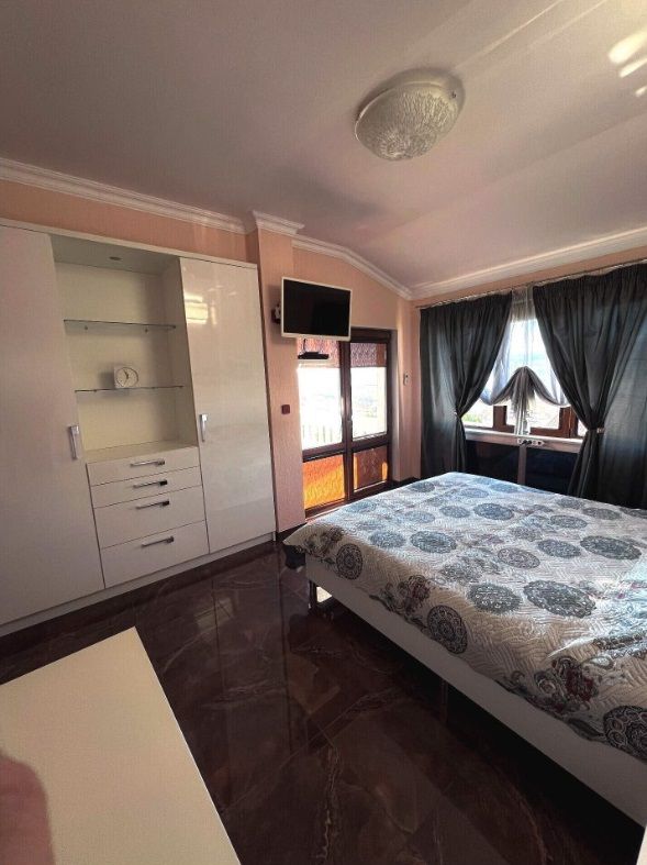 Casa en Obrochishte, Bulgaria, 250 m² - imagen 8