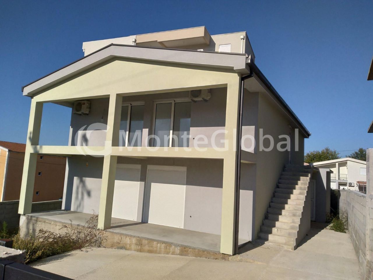 House in Dobra Voda, Montenegro, 185 m² - picture 1
