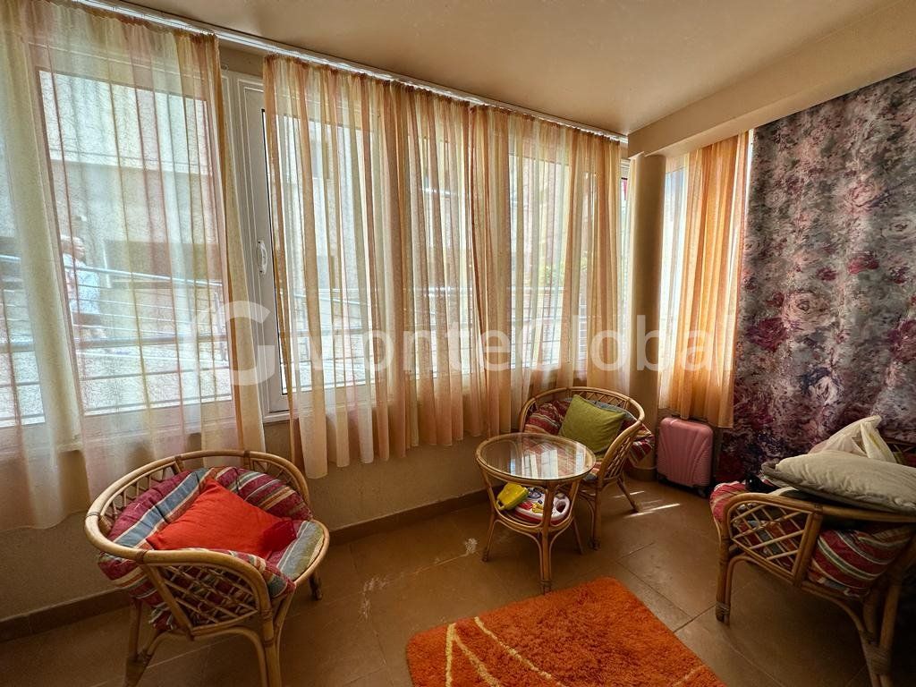 Piso en Becici, Montenegro, 56 m² - imagen 1