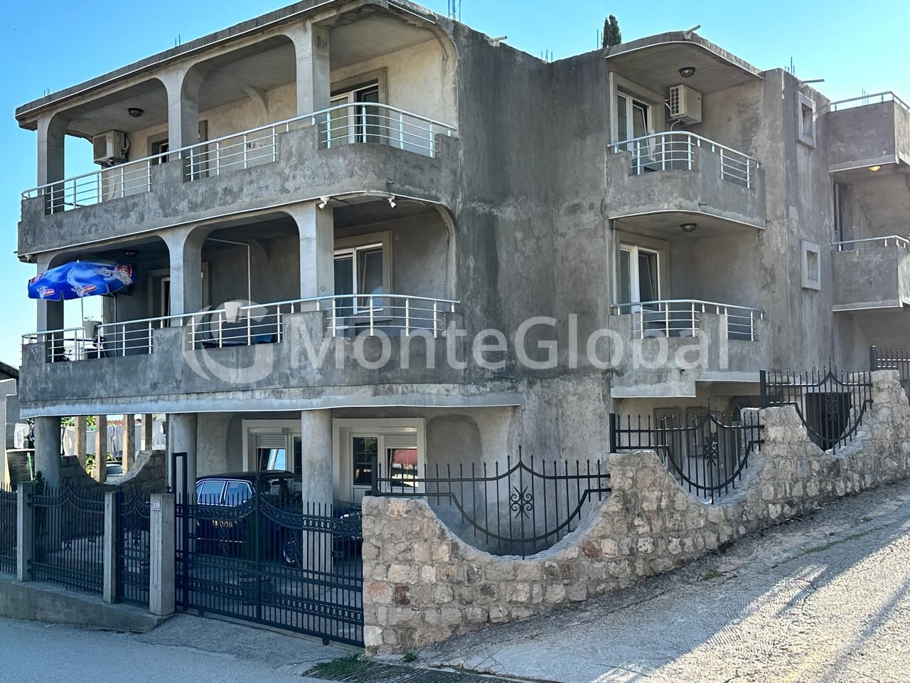 Maison au Bar, Monténégro, 600 m² - image 1