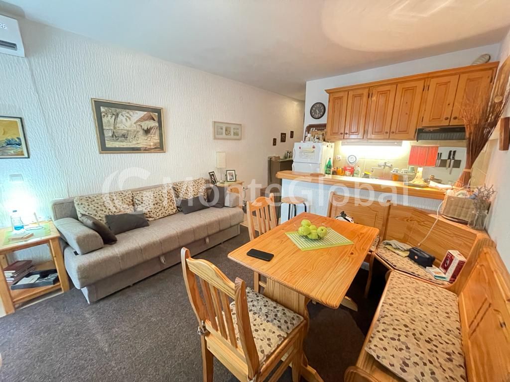 Appartement à Sutomore, Monténégro, 42 m² - image 1