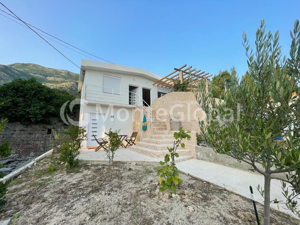 Casa en Sutomore, Montenegro, 60 m² - imagen 1