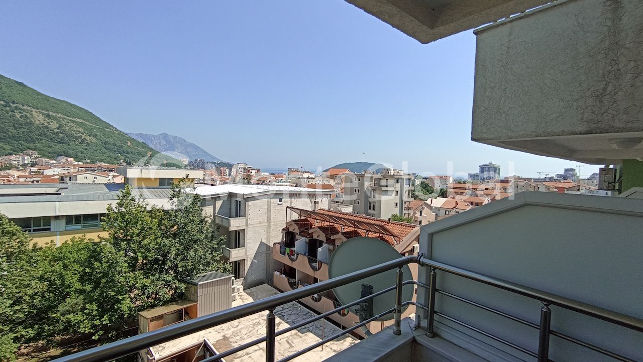 Wohnung in Budva, Montenegro, 35 m² - Foto 1