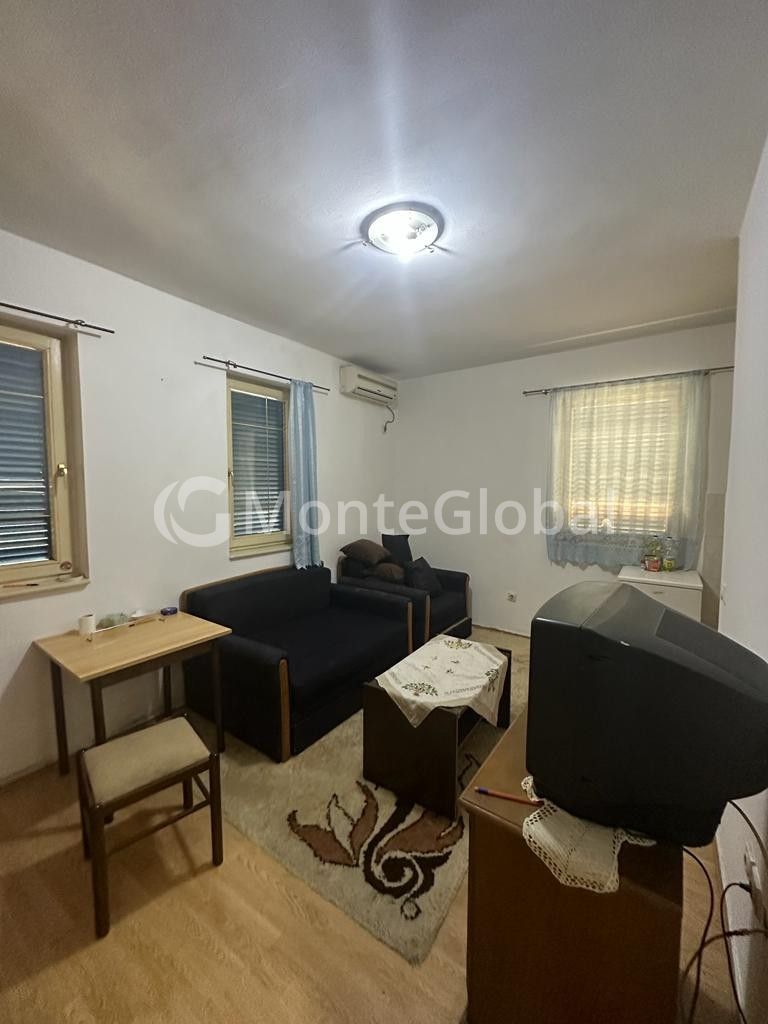 Appartement à Igalo, Monténégro, 20 m² - image 1