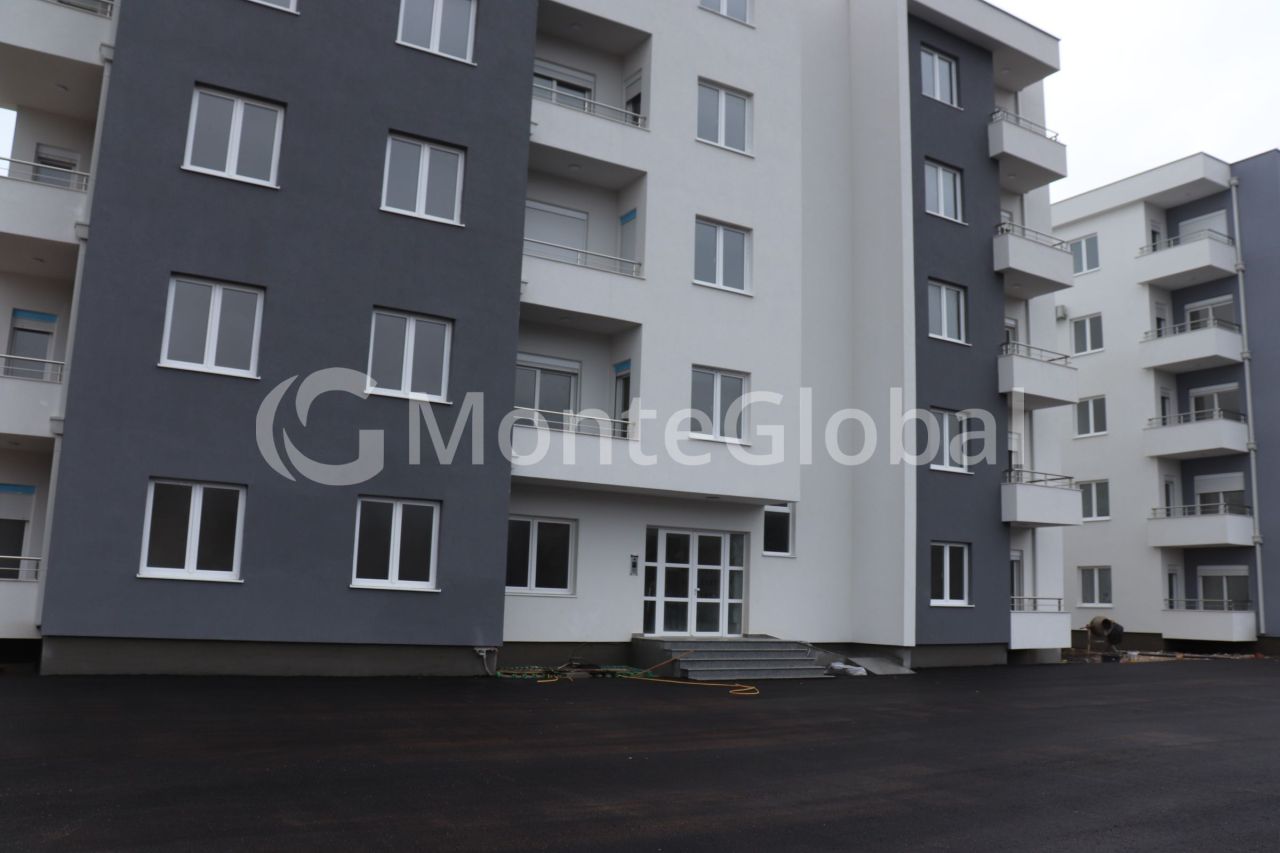 Wohnung in Ulcinj, Montenegro, 50 m² - Foto 1