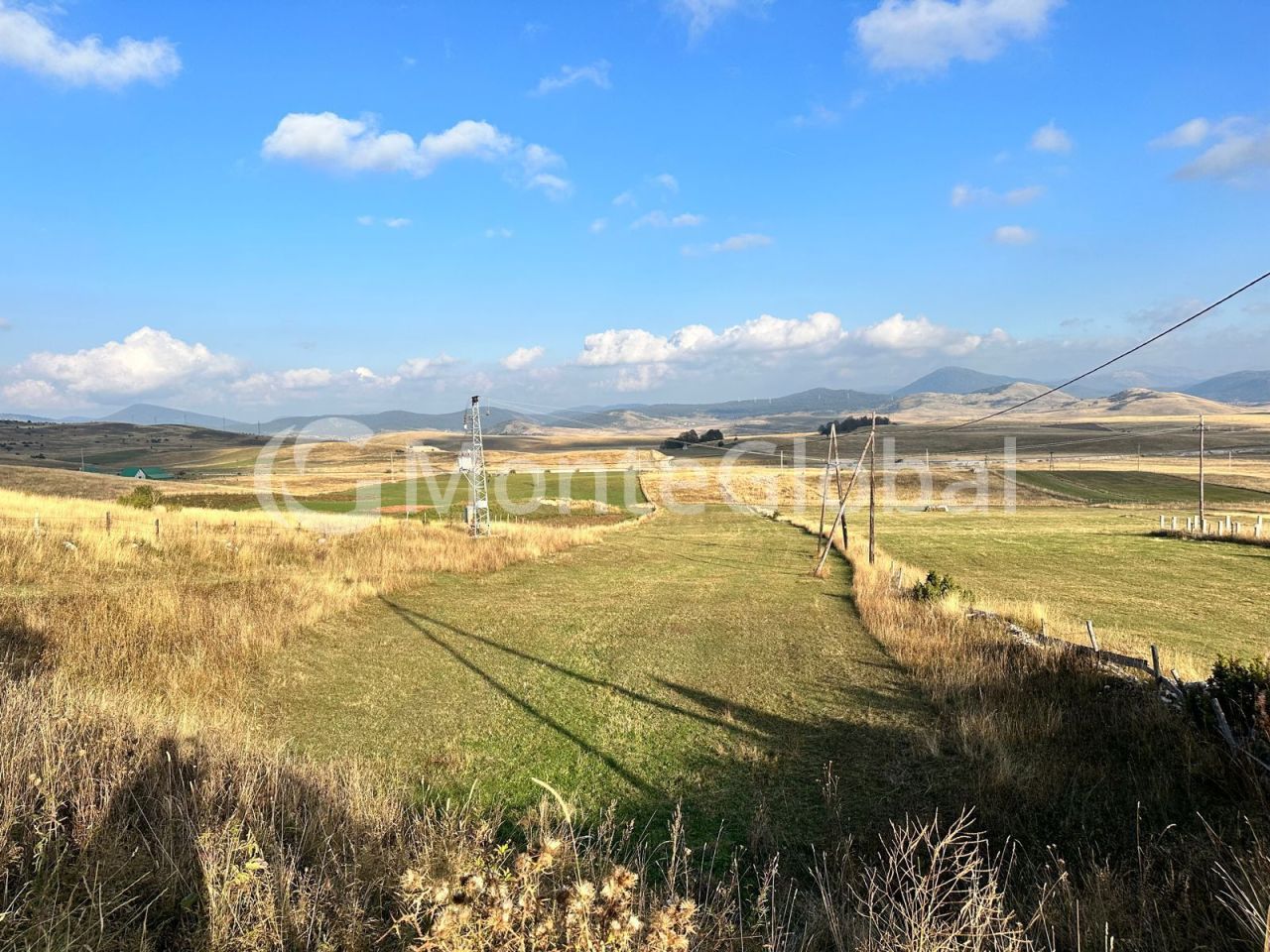 Land in Zabljak, Montenegro, 10 000 m² - picture 1