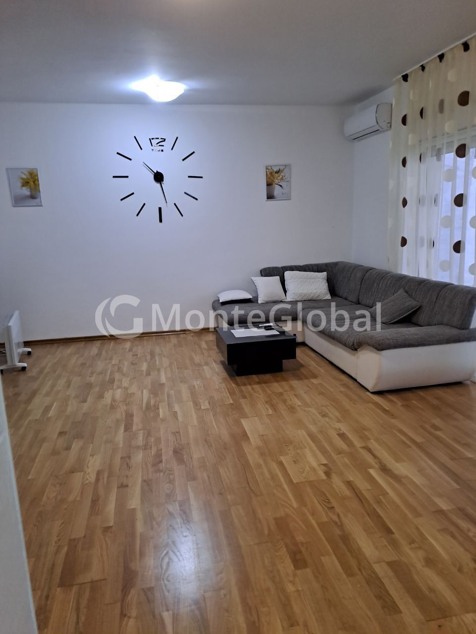 Appartement à Becici, Monténégro, 48 m² - image 1