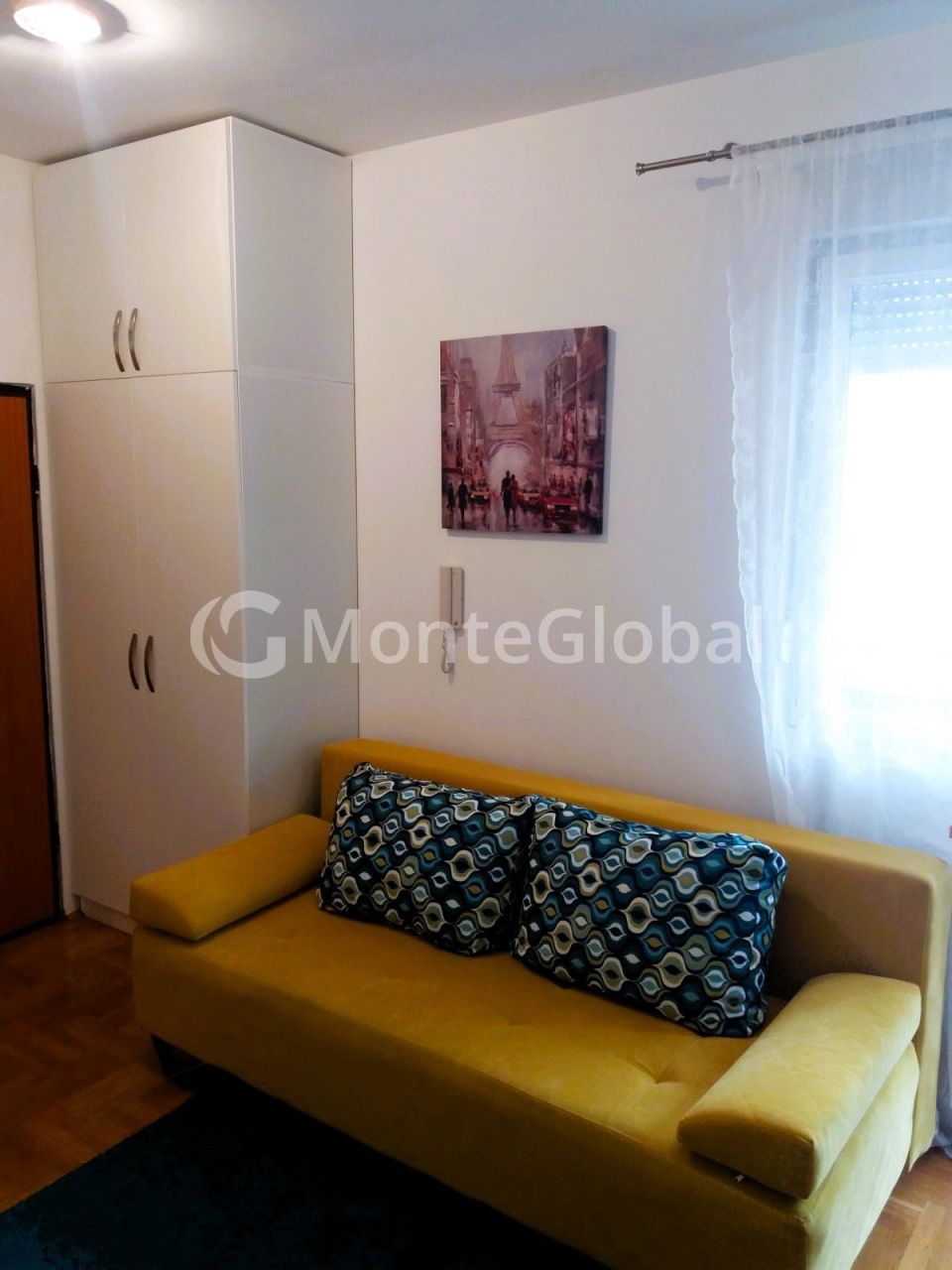Flat in Petrovac, Montenegro, 22 m² - picture 1