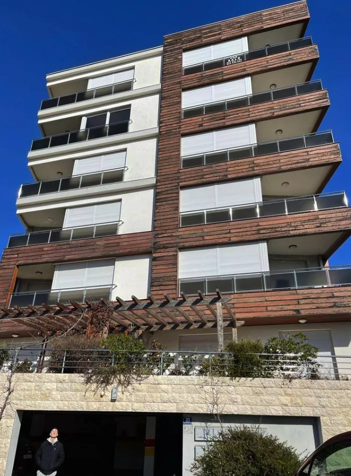 Piso en Becici, Montenegro, 68 m² - imagen 1
