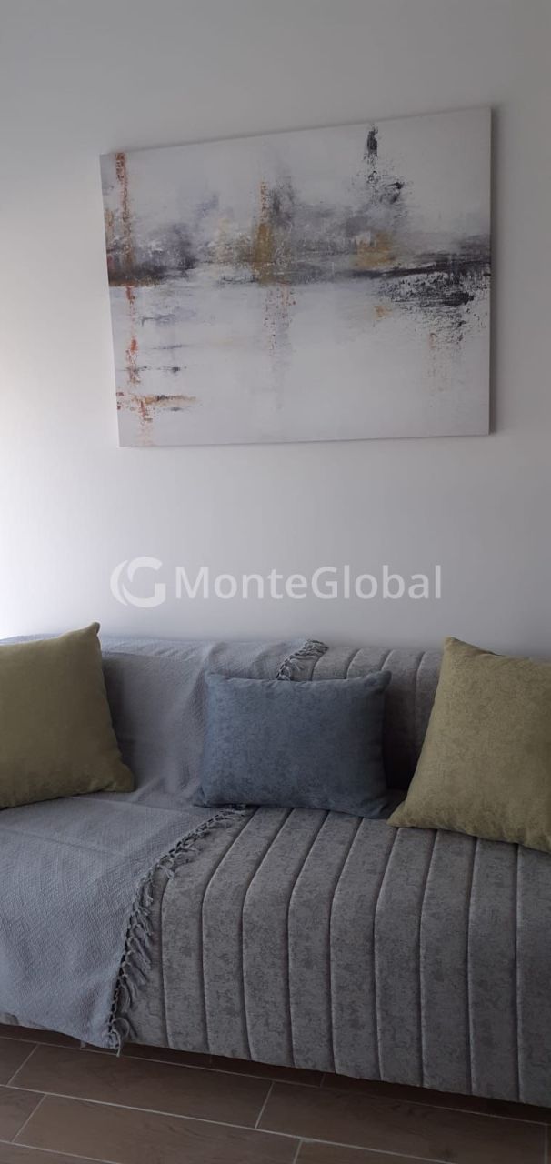 Flat in Bijela, Montenegro, 45 m² - picture 1