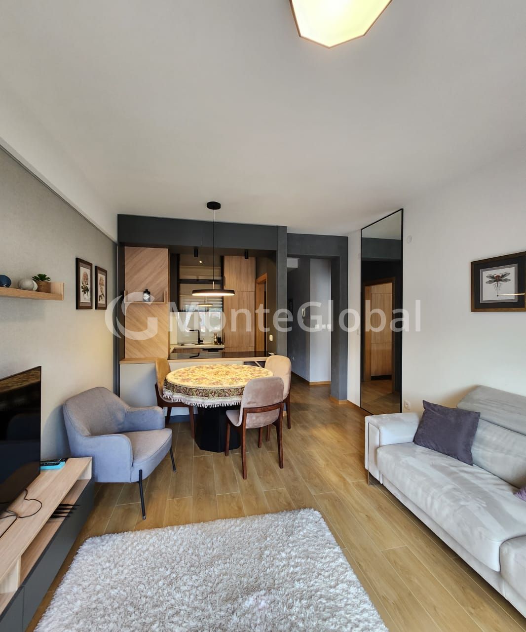 Appartement à Budva, Monténégro, 58 m² - image 1