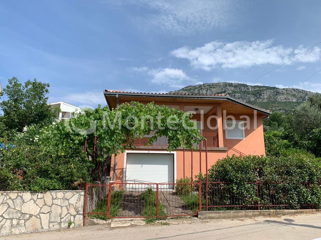 Casa en el Bar, Montenegro, 140 m² - imagen 1