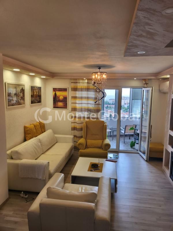 Flat in Budva, Montenegro, 81 m² - picture 1