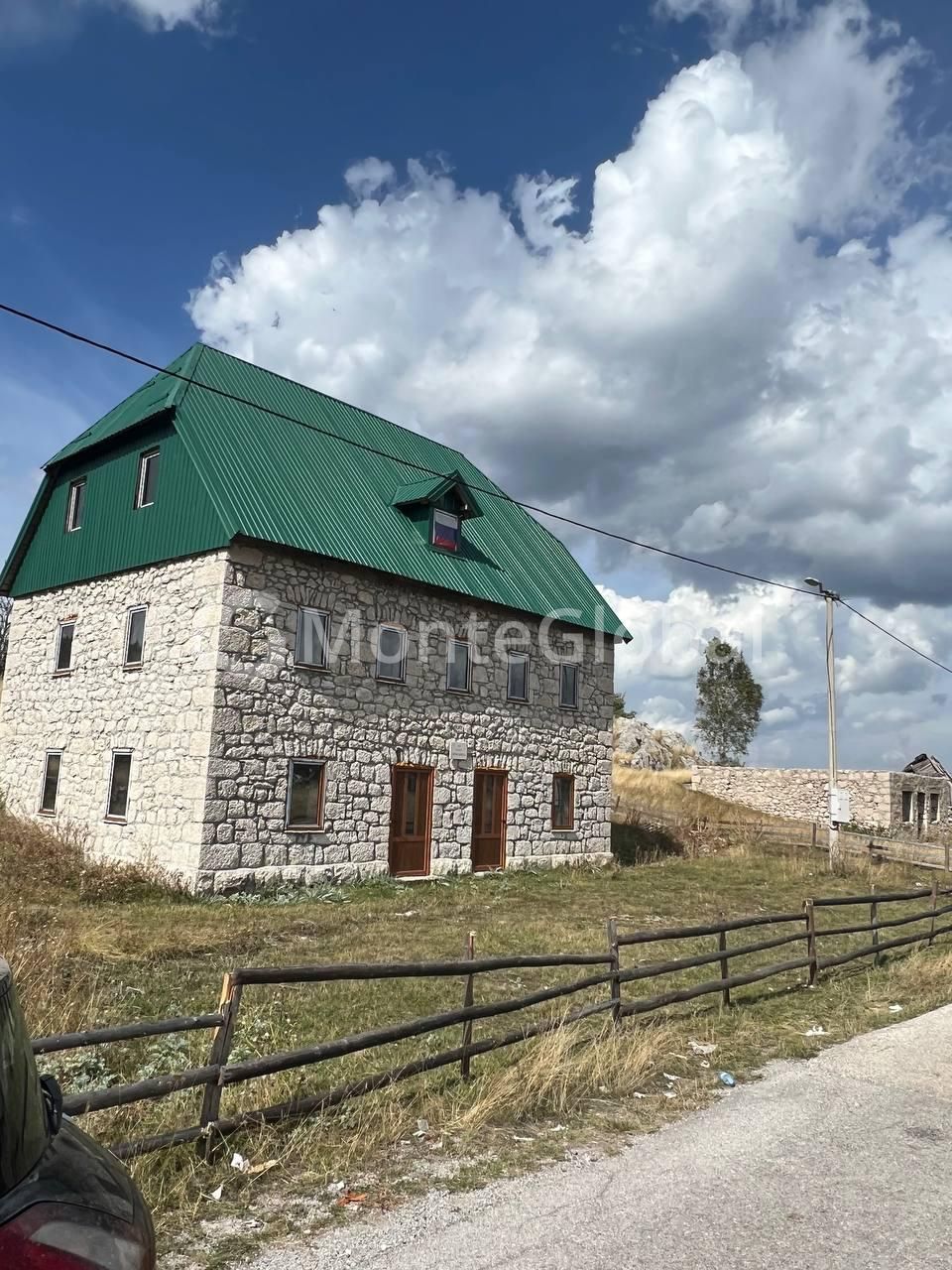 Casa en Zabljak, Montenegro, 109 m² - imagen 1