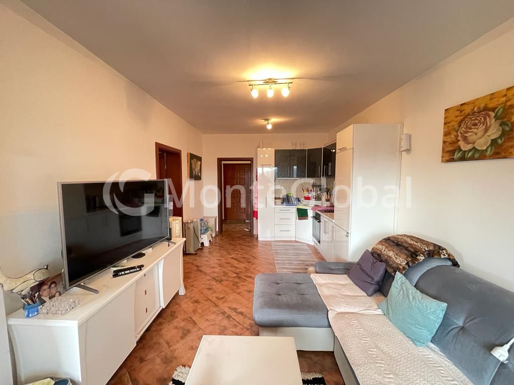 Wohnung in Bar, Montenegro, 80 m² - Foto 1