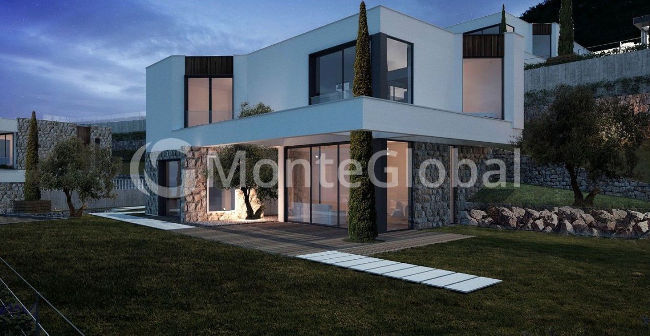 Villa Herceg Novi, Monténégro, 200 m² - image 1